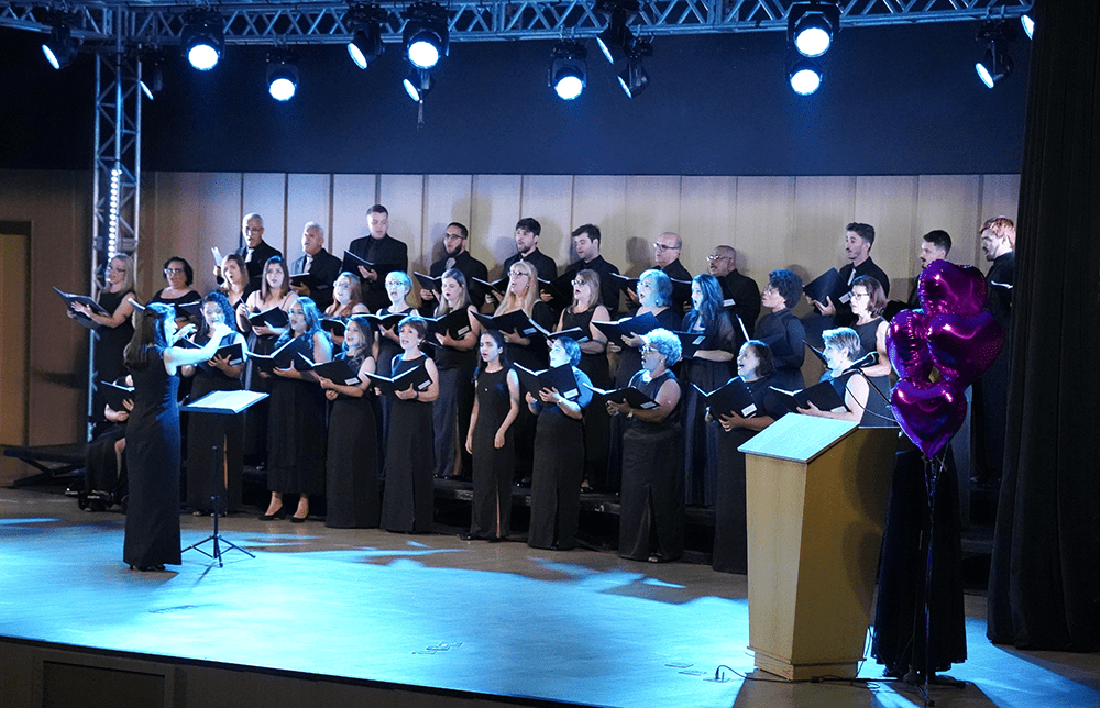 Concerto “Plante a Paz e o Amor” emociona público na Facisb
