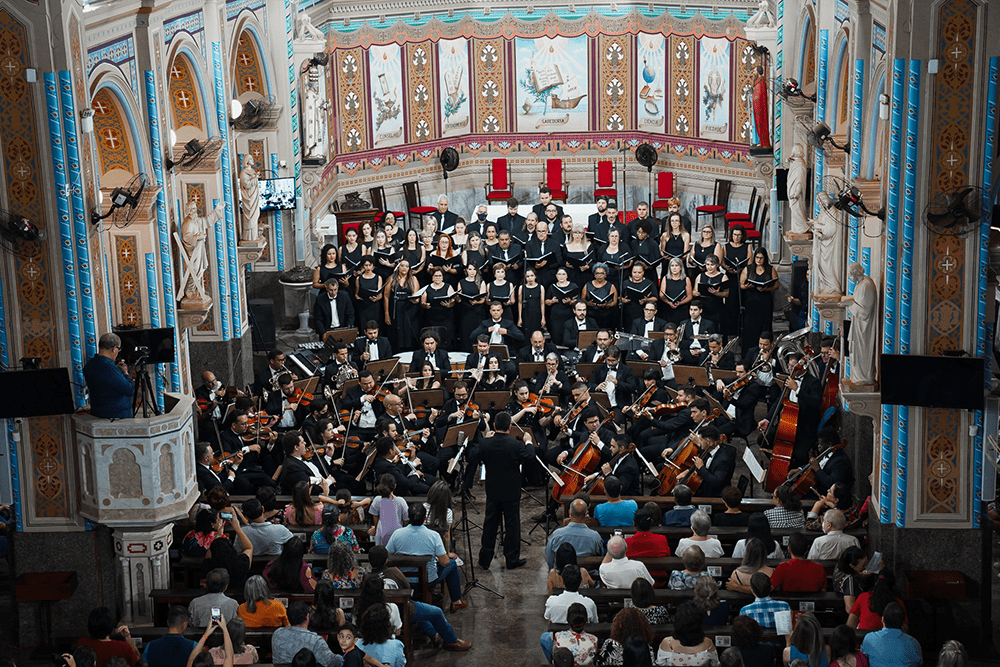 Em noite memorável, coral Acordes Vocais e outros parceiros apresentam “Concerto de Natal”