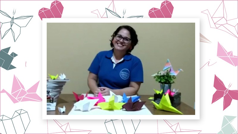 Aula Teatro Infantil, O pássaro sem cor e construção de origami